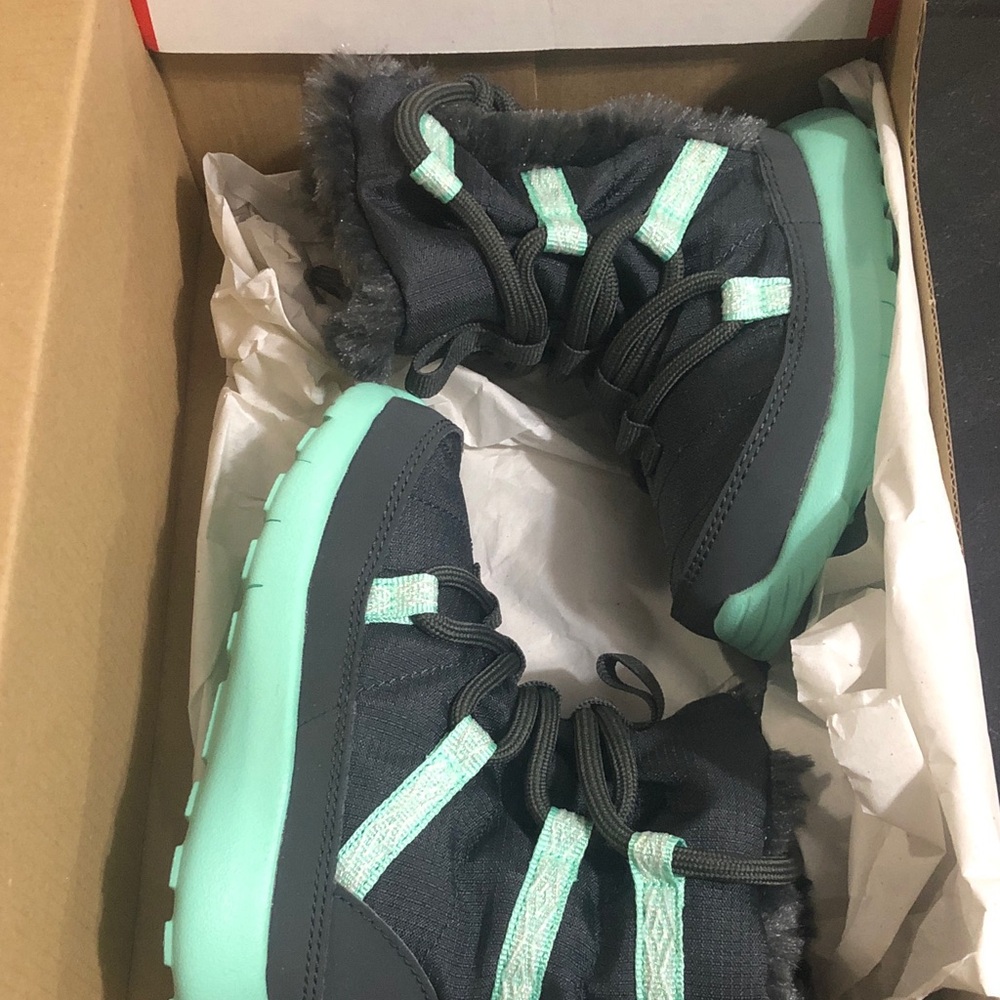 Nike Roshe One Winter Boots